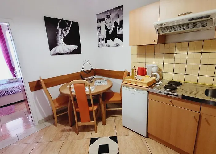 Anita In Esperia דירה